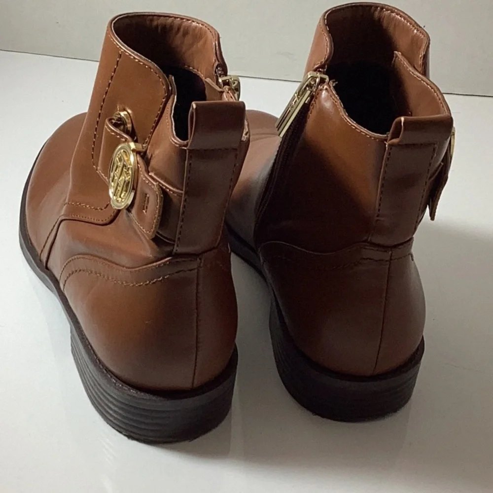 Boot - Picture 5 of 7